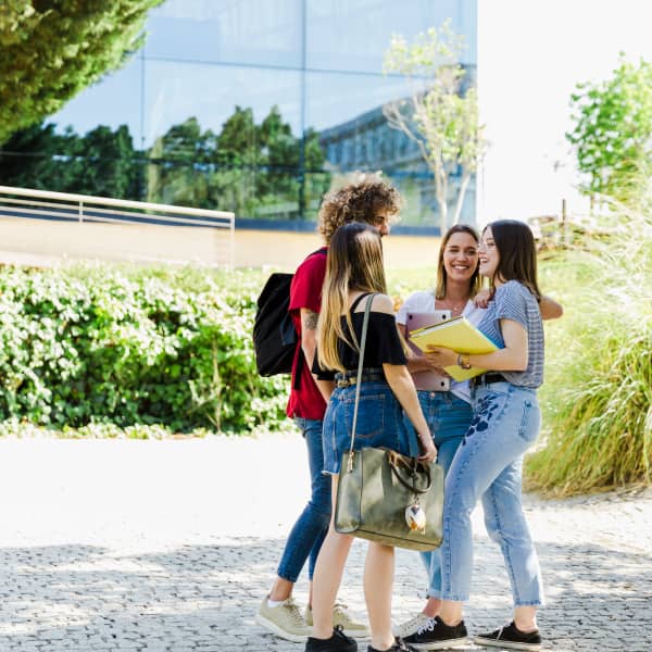 Pourquoi opter pour le service civique pour valider son année ?